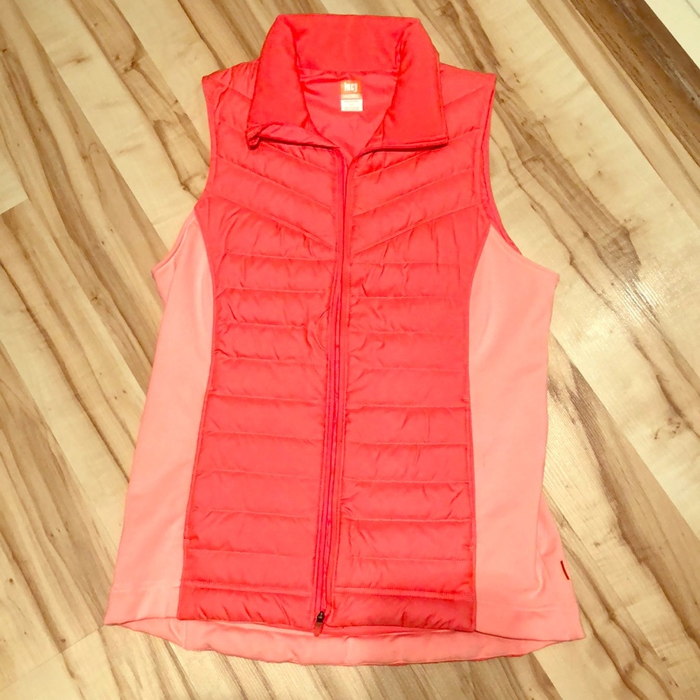 Lucy sports vest